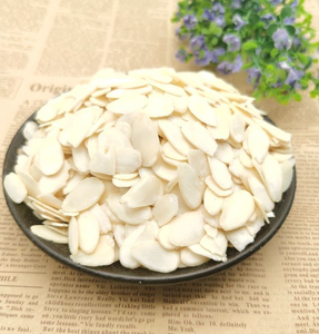 מיובשות יבש אורגני שקדים פרוסות - Product Image 1