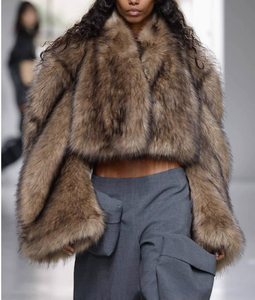 Abrigo de Piel Sintética Corto para Mujer, Talla Grande, Cálido, para Otoño e Invierno, Estilo Moderno y Elegante - Product Image 1