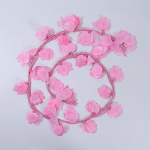 Guirlande suspendue de buissons artificiels en plastique ZOKiNG DECOR, 230 cm, toucher naturel, feuilles hautement réalistes pour fêtes, maison, bar - Product Image 1