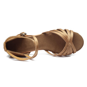 601 Classic Low-<span class=keywords><strong>Tacco</strong></span> Alto <span class=keywords><strong>Scarpe</strong></span> <span class=keywords><strong>da</strong></span> <span class=keywords><strong>Ballo</strong></span> Delle Signore <span class=keywords><strong>Scarpe</strong></span> <span class=keywords><strong>da</strong></span> <span class=keywords><strong>Ballo</strong></span> Latino - Product Image 2