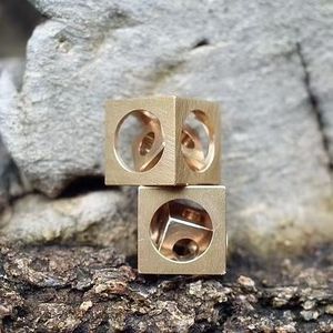 Llavero de Latón con Diseño Personalizado de Mecanizado <span class=keywords><strong>CNC</strong></span>, Cubo de Cobre, Colgante <span class=keywords><strong>Luban</strong></span>, Regalo Creativo - Product Image 3