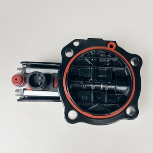 V21450362 / 1701575-TV101 Dongfeng-Volvo DT14 14 Vitesli Ağır Vasıta Şanzımanı için Arka Yardımcı Kutu Silindir Kapağı Grubu - Product Image 4