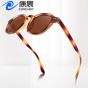 Gafas de sol polarizadas de estilo europeo para mujer, montura negra ultraligera TR90, protección UV400, moda para viajes y conducción - Product Image 2