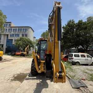 Excavatrice utilisée de haute qualité de chargeur frontal de Caterpillar 420F charge évaluée de 3 tonnes chargeur de pelle rétro de rendement élevé comportant - Product Image 2