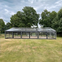 Tente de réception panoramique transparente sur mesure avec structure en aluminium noir pour événements en plein air