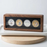 Boîte de présentation et de rangement pour pièces de monnaie en bois de noyer avec capsules en plastique et joint réglable