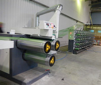 Gazon synthétique artificiel en plastique pour gazon, 1 mètre, nettoyage de tapis d'herbe en plastique, machine de fabrication de débroussailleuse en nylon, ligne de production par extrusion