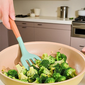 Wooden-handled Silicone Frying Spatula Non-stick Heat-resistant Kitchen Utensil For Stir-frying <b>Baking</b> Cooking Steak - Product Image 3