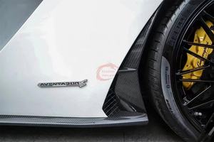 Kit carrosserie OEM en fibre de carbone sèche, jupes latérales et ailerons latéraux pour Lamborghini Aventador LP740 - Product Image 6