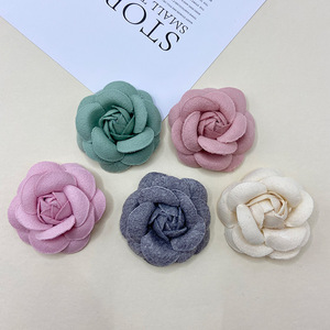 Flor de Camelia Artificial de 5.5cm, Accesorio para el Cabello DIY, Corsage de Boda, Joyería Tejida a Mano Reutilizable, Decoración - Product Image 4