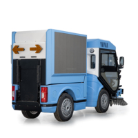 Balayeuse de rue à batterie RG-DEV8240 avec affichage LED double face, batterie LFP 70 kWh, autonomie 10-12h, bac de 1850 L, largeur de travail 2,4 m, moteur d'aspiration et de ventilation