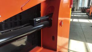 دلو مجنزر صيني الصنع مع قوة Yanmar 45kw ودلو متر مكعب - Product Image 5