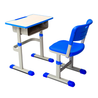 Bureau d'ordinateur moderne en bois à hauteur réglable pour l'école avec support pour écran et plateau pour clavier pour les cours d'informatique