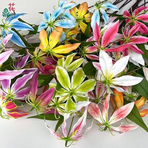 Flores Artificiales de Lirio de Seda, Flor de Cinco Cabezas Tipo Gloriosa, Decoración de Boda, Estilo Moderno, Hechas a Mano para Ventanas y Exhibición Comercial - Product Image 2
