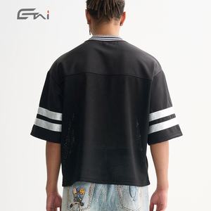 Logotipo personalizado Retro Mesh Boxy Fit Tee Fútbol Jersey Streetwear Camiseta Ropa de gran tamaño Recortada cuello en V Camiseta deportiva para hombres - Product Image 3