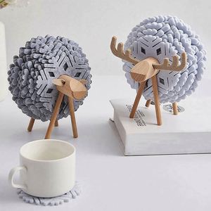 Hot Selling Sheep Shape Cup Pads Creative Felt Snowflake <b>Coasters</b> Funny Sheep Shaped Anti Slip <b>Drink</b> <b>Coasters</b> With Wooden Holder - Product Image 1