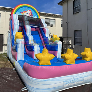 Tobogán inflable de arcoíris con diseño de unicornio para niños y adultos, ideal para fiestas y eventos al aire libre. - Product Image 3