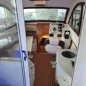 <span class=keywords><strong>Bateau</strong></span> <span class=keywords><strong>de</strong></span> <span class=keywords><strong>plaisance</strong></span> <span class=keywords><strong>de</strong></span> luxe <span class=keywords><strong>de</strong></span> 9,5 m, <span class=keywords><strong>bateau</strong></span> <span class=keywords><strong>de</strong></span> pêche en fibre <span class=keywords><strong>de</strong></span> verre avec moteur, <span class=keywords><strong>prix</strong></span> d'usine en Chine - Product Image 5