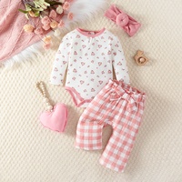 Vente en gros de costume de chambre décontracté en coton pour bébé fille, ensemble de trois pièces avec nœud mignon, vêtements pour bébés de 0 à 1 an