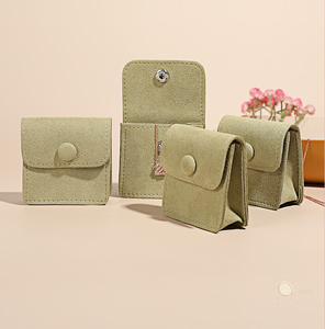 Bolsa de Regalo de Microfibra con Logotipo Personalizado, Bolsa de Joyería de Terciopelo para Anillos Pequeños, Collares y Pendientes, Embalaje Personalizado para Joyería - Product Image 4