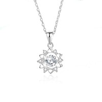 Collar de Moissanita con Colgante de Halo Floral de Corte Redondo de 6mm para Mujer, Plata de Ley 925, Disponible para Venta al por Mayor a Boutiques