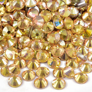 OLeeya 100% Buenas Reseñas Estrás de Cristal Sin Termofijación con Parte Posterior Plana para Decoraciones de Prendas de Vestir - Product Image 4