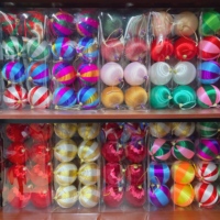 Boules de Noël en plastique incassable, décorées de satin rayé, ornements de sapin de Noël faits à la main, décorations de mariage