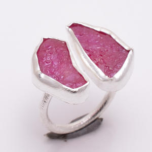 Anillos finos de plata 925 hechos a mano con piedras preciosas de kunzita en bruto natural exportador personalizado y fabricante de joyas de piedras preciosas - Product Image 2