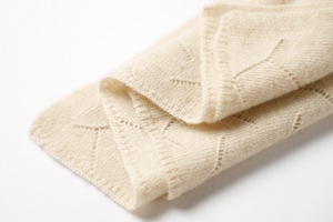 Bufanda de cachemira de punto suave para mujer, bufanda ligera y transpirable para otoño e invierno, uso diario y al aire libre - Product Image 5