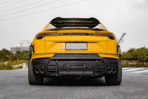 ชุดแต่งคาร์บอนไฟเบอร์สำหรับ Lamborghini Urus รุ่น VORS สไตล์คาร์บอนไฟเบอร์ ประกอบด้วยดิฟฟิวเซอร์หน้า สปอยเลอร์ ฝากระโปรง และซุ้มล้อ - Product Image 5