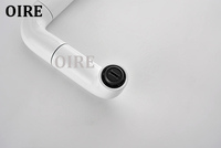 Robinet de lavabo de salle de bain moderne à trou unique Oire, rotation à 360°, eau chaude et froide, en laiton massif, avec douchette extractible et cartouche céramique