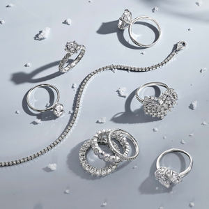 Изящные ювелирные изделия из серебра S925: обручальные кольца с имитацией бриллианта D VVS1 и муассанитом изумрудной огранки - Product Image 3