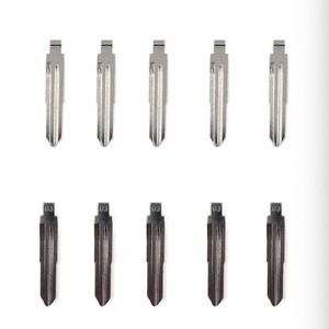 รีโมทอเนกประสงค์ Keydiy รุ่นขายดี พร้อมใบกุญแจเปล่าแบบพับได้สำหรับรถยนต์ - Product Image 1