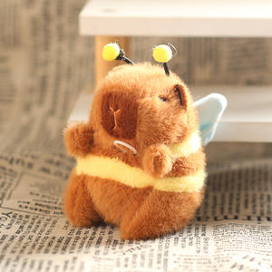 Adorable Peluche de Capibara Abeja con Alas Móviles, Suave y Ecológico, 15 cm, Llavero, Adorno Colgante para Bolsos, Regalos - Product Image 3