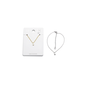 Cavigliera in acciaio inossidabile con lettera L, design minimalista per donna, gioielli alla moda. - Product Image 3