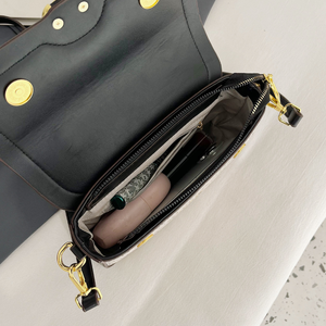 Bolso de Hombro/Bandolera para Mujer 2026 Guesses, Nuevo, Simple y Versátil, con Estampado - Product Image 2