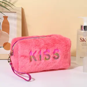 새로운 키스 패턴 스팽글 디자인 세면도구 보관 화장품 가방 사용자 정의 귀여운 핑크 다채로운 여행 자수 메이크업 화장품 가방