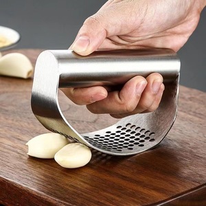 Stainless Steel All Steel Manual Garlic <b>Press</b> with Ring and Clip for Household Model Garlic Peeler & Masher - Product Image 1