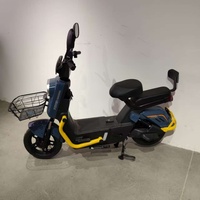 Vélo électrique avec pédales Roues de 14 pouces Cadre léger 3 vitesses Capteur Moteur 350W/500W Vélo de ville