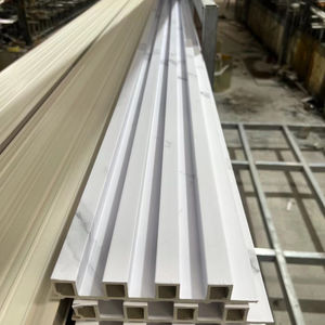 Panneau décoratif en bois lambris Wpc Panneau mural intérieur en bois composite cannelé 3d - Product Image 1