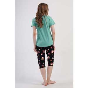 Traje de dormir capri ovalado de manga corta con cuello redondo para mujer - Product Image 1