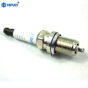 Hifuly 700500155 Bujias iridium 370701002 pour TOYOTA Yaris Vitz <span class=keywords><strong>bougie</strong></span> d'allumage de voiture 2756 bougies d'allumage BKR6E-11 BKR6EIX-11 - Product Image 2