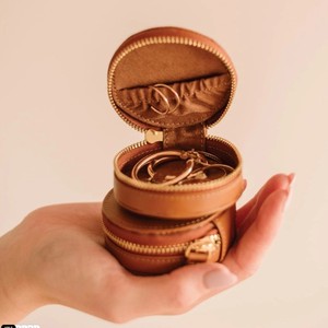 Travel Portable Velvet & Pu Leather Round Fashionable Jewelry <b>Box</b> Zipper Closure for Rings Earrings <b>Small</b> <b>Storage</b> Case - Product Image 1