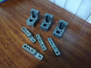 Pièces en aluminium, acier et cuivre usinées CNC de haute précision pour l'usinage, taille personnalisée pour les services d'usinage de perceuse et de tour - Product Image 5