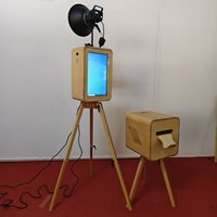 Photomaton rétro en bois double face portable avec écran tactile de 18,5 pouces, kiosque à selfie DSLR pour location de mariage, fête ou événement