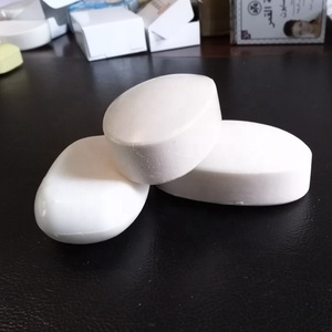 2025 Sản phẩm mới cổ điển sữa tự nhiên Thêm nháy mắt làm trắng và giữ ẩm xà phòng ngọc trai cho làn da mịn màng và tinh tế - Product Image 4