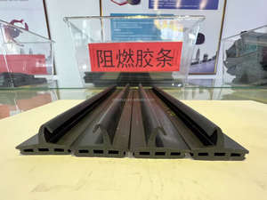 <span class=keywords><strong>Bande</strong></span> <span class=keywords><strong>d</strong></span>'étanchéité en mousse <span class=keywords><strong>de</strong></span> caoutchouc EPDM personnalisée <span class=keywords><strong>de</strong></span> qualité supérieure avec service <span class=keywords><strong>de</strong></span> <span class=keywords><strong>d</strong></span>écoupe <span class=keywords><strong>pour</strong></span> usage industriel et portes <span class=keywords><strong>de</strong></span> <span class=keywords><strong>douche</strong></span> - Étanche, anti-poussière, vente en gros - Product Image 6