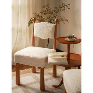 Chaise de salle à manger en bois massif de style rétro français, rembourrée, design du milieu du siècle, luxe léger, pour salle à manger, usage adulte - Product Image 1