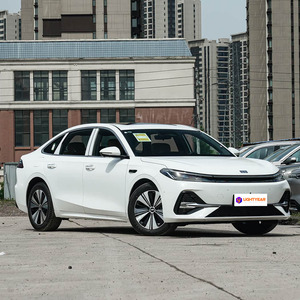 ใหม่สำหรับรถยนต์ Geely Galaxy A7 ปลั๊กอินไฮบริด พร้อมระบบ <span class=keywords><strong>Flyme</strong></span> Auto ระยะฐานล้อ 2845 มม. รถเก๋งสำหรับครอบครัว ระยะทางวิ่งไกล พวงมาลัยซ้าย - Product Image 3