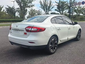 <span class=keywords><strong>Renault</strong></span> Fluence 2015 2016 2017 BLANCO, <span class=keywords><strong>Auto</strong></span> a Gasolina, Sedán Compacto, Buen Rendimiento de Combustible, Asientos con Calefacción, <span class=keywords><strong>Auto</strong></span> Económico - Product Image 5